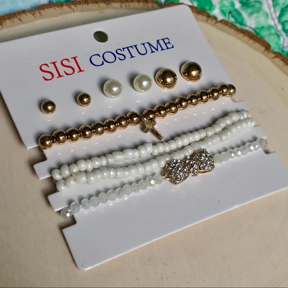 BOGO 🆓 18k gold/white bracelets w/ earrings - Picture 3 of 4